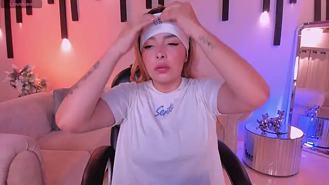 LisaMonroe  online show from 12.22.24