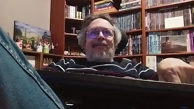 Mandra is a whore online show from 11.10.25