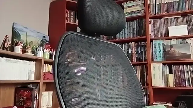 Mandra is a whore online show from 12.14.25