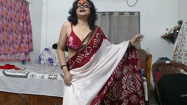 Snapshot of sexy_jaaan chatting on 09.14.25 sexy jaaan online show from 09.14.25