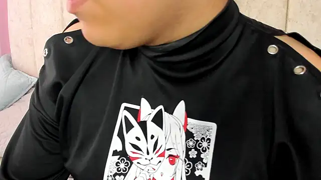 Snapshot of Satuurn_ chatting on 02.07.25 Satuurn online show from 02.07.25