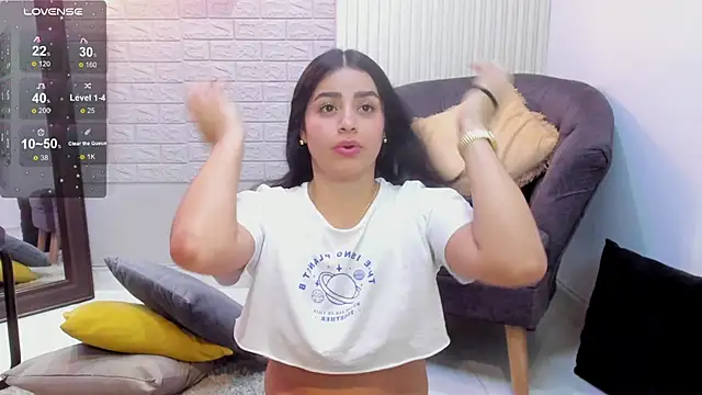 Paula Desousa online show from 01.08.25
