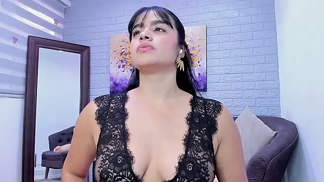 Paula Desousa online show from 04.12.26