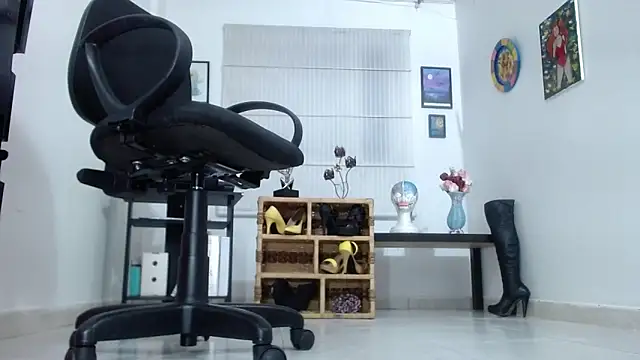Saloogmilen online show from 03.05.25