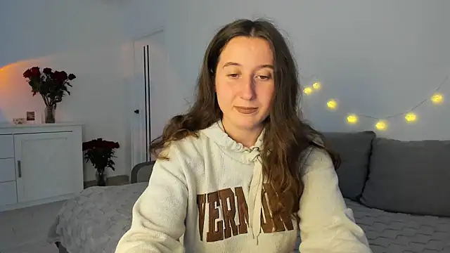 Snapshot of _Anna_Montana chatting on 09.30.25  Anna Montana online show from 09.30.25