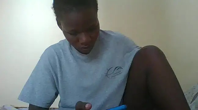 prettychic5 online show from 12.16.24