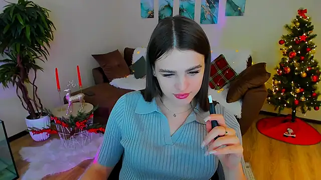 Snapshot of FinalAccord chatting on 01.19.25 FinalAccord online show from 01.19.25