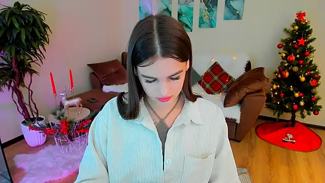 Snapshot of FinalAccord chatting on 01.24.25 FinalAccord online show from 01.24.25