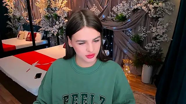 Snapshot of FinalAccord chatting on 01.30.25 FinalAccord online show from 01.30.25