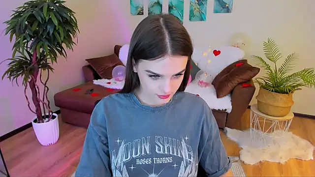 Snapshot of FinalAccord chatting on 02.18.25 FinalAccord online show from 02.18.25