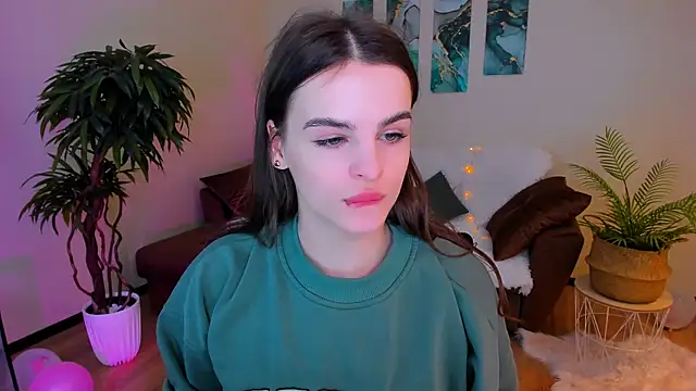 Snapshot of FinalAccord chatting on 03.02.25 FinalAccord online show from 03.02.25