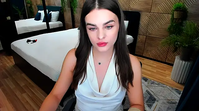 Snapshot of FinalAccord chatting on 10.25.25 FinalAccord online show from 10.25.25