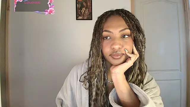 im alivys  online show from 07.26.26
