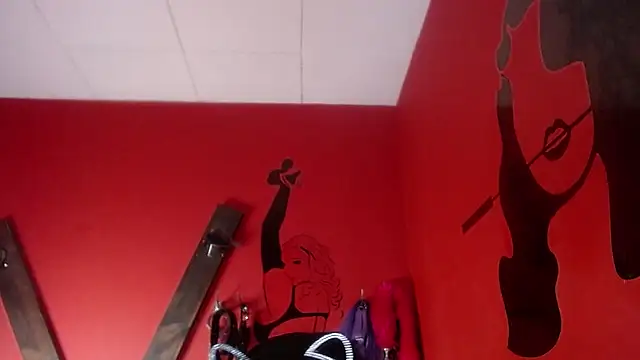 HannaCarrter online show from 01.28.25