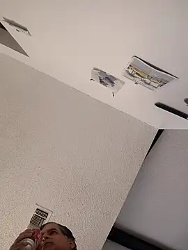 Peachestabby147 online show from 09.23.25