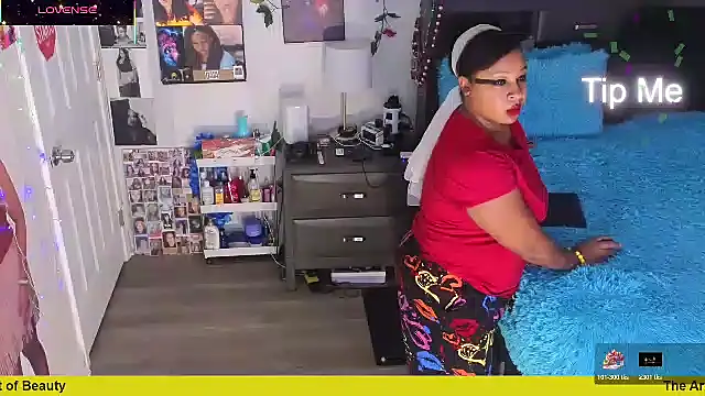 temptressbeauty24 online show from 12.18.25