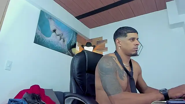 Snapshot of vincen_jose chatting on 02.09.25 vincen jose online show from 02.09.25