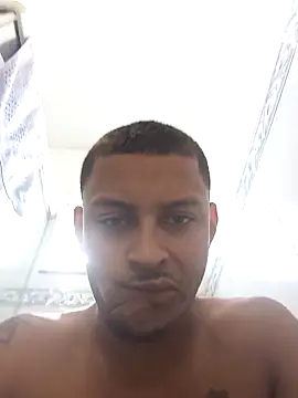 Snapshot of emrehliug12 chatting on 03.12.25 emrehliug12 online show from 03.12.25