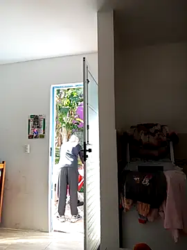 Snapshot of emrehliug12 chatting on 09.24.25 emrehliug12 online show from 09.24.25