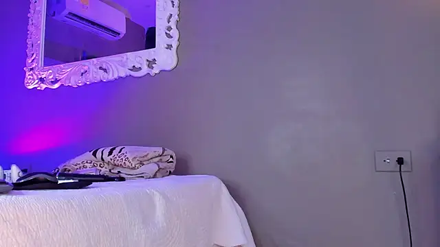 Snapshot of nau_fonseca1 chatting on 02.07.25 nau fonseca1 online show from 02.07.25