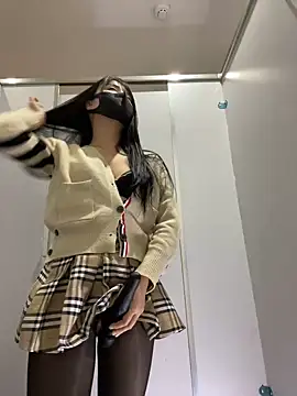 Snapshot of Asia-Lynn chatting on 01.08.25 Asia-Lynn online show from 01.08.25