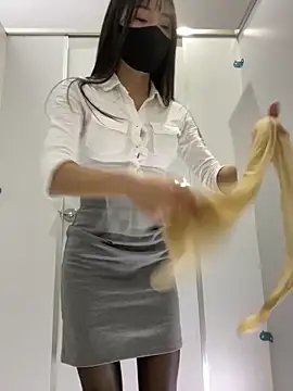 Asia-Lynn online show from 04.27.26