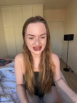 ElenaRebelle online show from 03.24.26