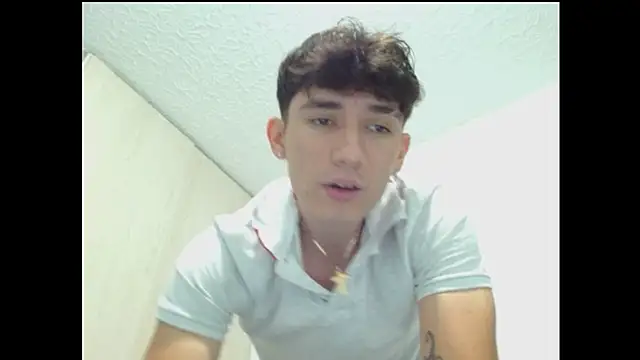 Snapshot of ChicoMaloFfF chatting on 09.25.25 ChicoMaloFfF online show from 09.25.25