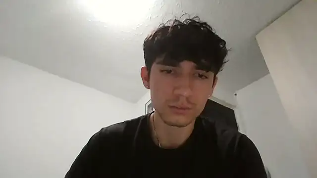 Snapshot of ChicoMaloFfF chatting on 11.06.25 ChicoMaloFfF online show from 11.06.25