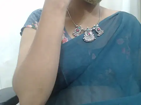 Lovely Siri 23 online show from 11.09.25