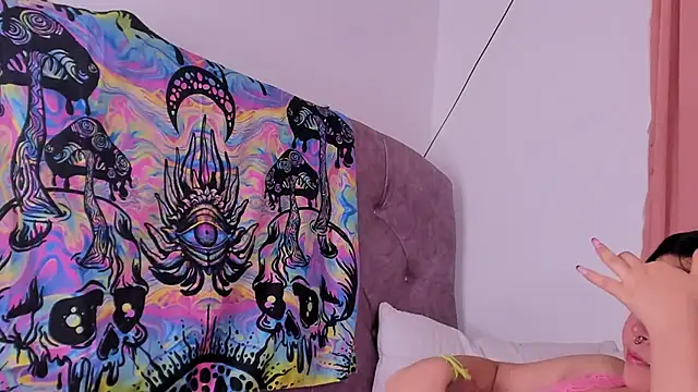 amy 18 online show from 01.15.25