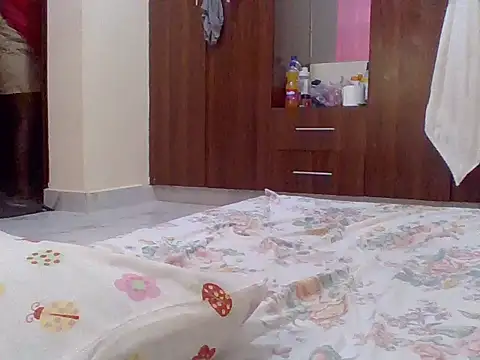 sweet-fancy online show from 11.11.25