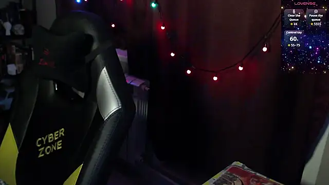 Snapshot of so_cute777 chatting on 04.09.26 so cute777 online show from 04.09.26