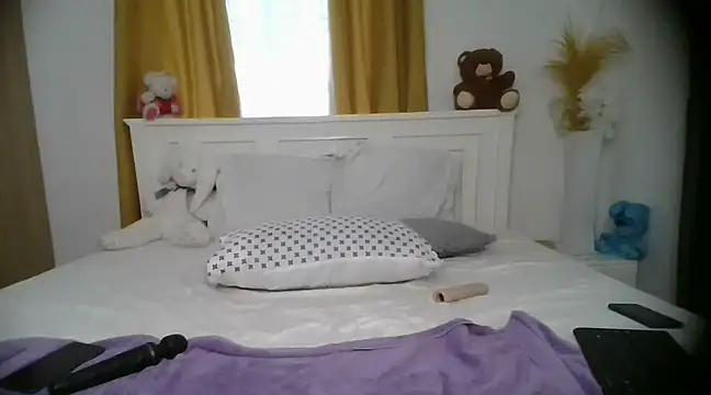 Snapshot of NAUGHTY__EBONY chatting on 02.10.25 NAUGHTY EBONY online show from 02.10.25