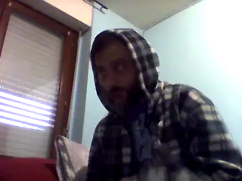 Snapshot of coppiasenzacensura chatting on 12.14.24 coppiasenzacensura online show from 12.14.24