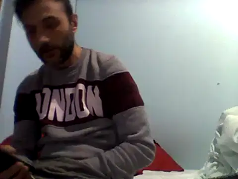 Snapshot of coppiasenzacensura chatting on 12.18.24 coppiasenzacensura online show from 12.18.24