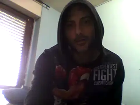 Snapshot of coppiasenzacensura chatting on 02.12.25 coppiasenzacensura online show from 02.12.25