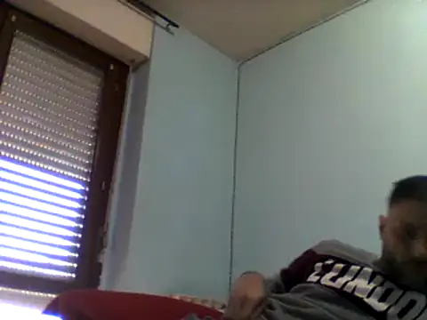 Snapshot of coppiasenzacensura chatting on 03.11.25 coppiasenzacensura online show from 03.11.25