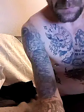 PIercingBoy38 online show from 12.26.24