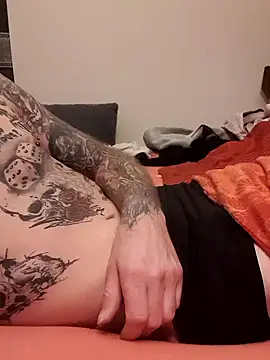 PIercingBoy38 online show from 01.20.25