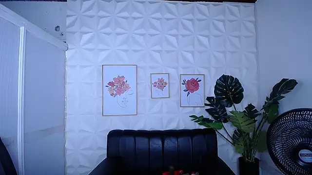 Valentinaa mature online show from 09.23.25