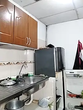 Alissamore3 online show from 02.15.25