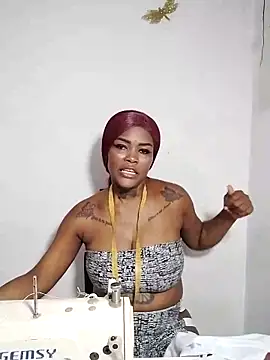 Alissamore3 online show from 02.23.25