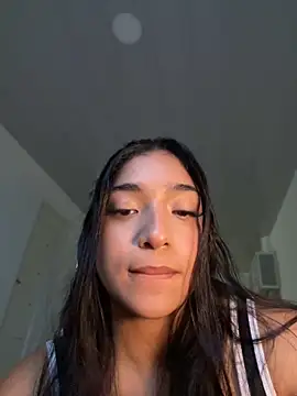 Bellafr online show from 12.23.24