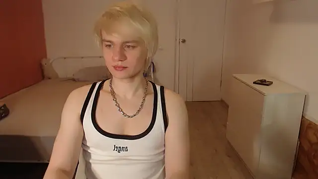 Oliver sweet  online show from 02.09.26