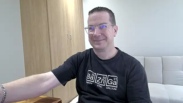 BrettJ81 online show from 11.16.25