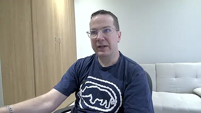 BrettJ81 online show from 11.18.25