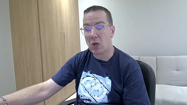 BrettJ81 online show from 03.01.26