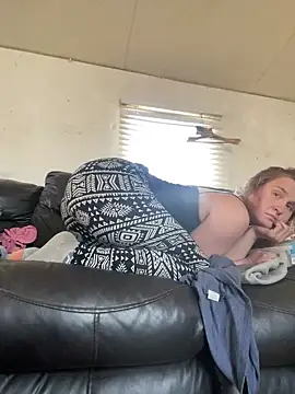 Snapshot of Addicted_Channel chatting on 02.26.25 Addicted Channel online show from 02.26.25