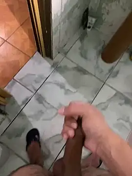 Snapshot of gui6789b chatting on 12.25.24 gui6789b online show from 12.25.24